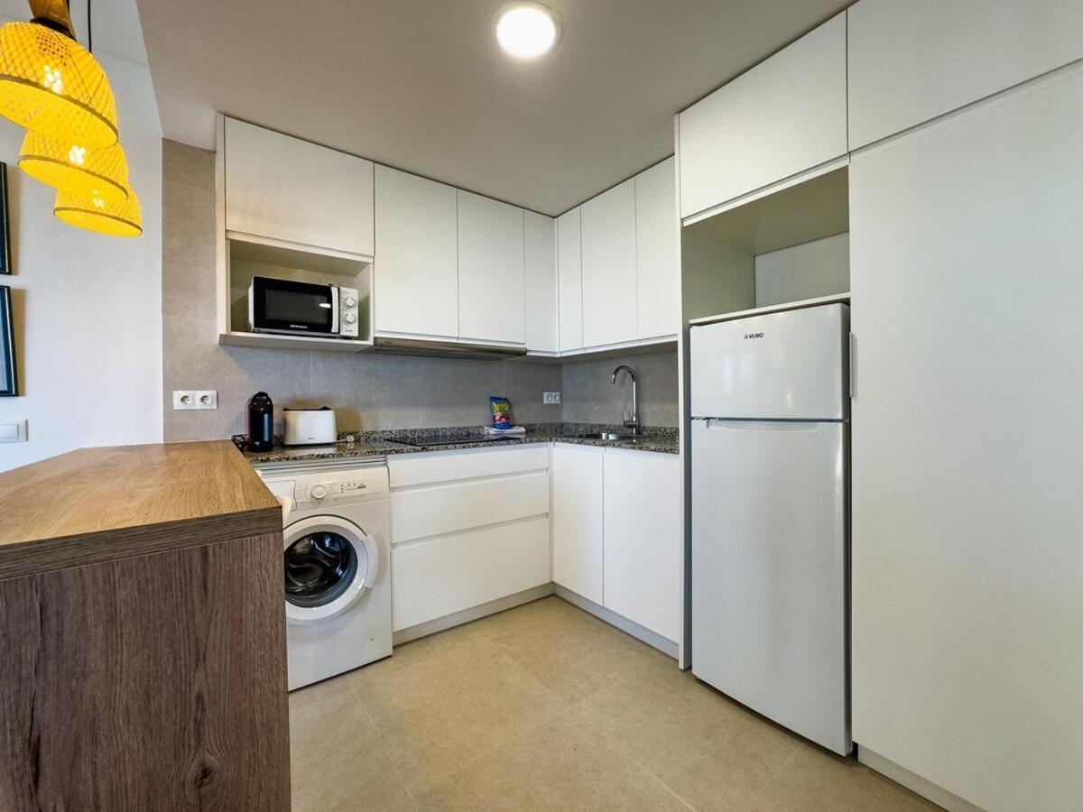 Apartamento Valdecantos 6b- Front Line Harbour *